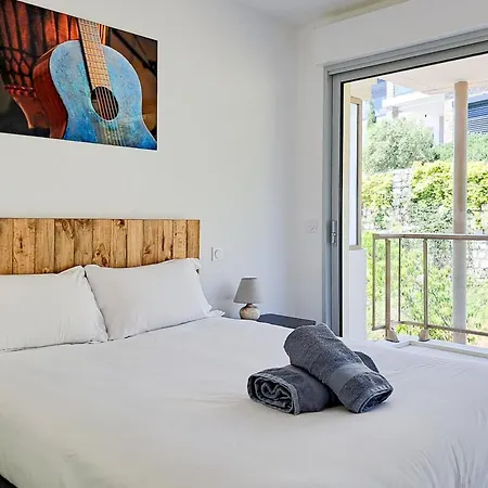 2b Near Vaugrenier Ac Terrace Sea View Swimming Pool Parking- Benakey *