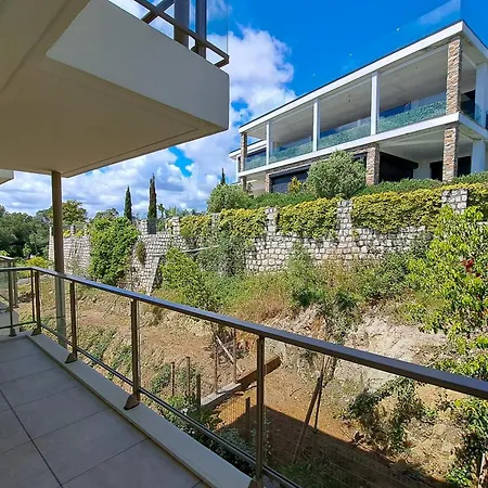 דירה 2b Near Vaugrenier Ac Terrace Sea View Swimming Pool Parking- Benakey *