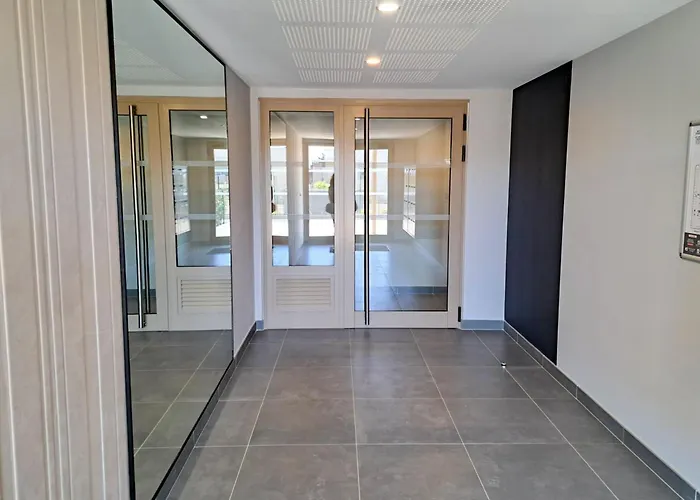 2b Near Vaugrenier Ac Terrace Sea View Swimming Pool Parking- Benakey * Villeneuve-Loubet