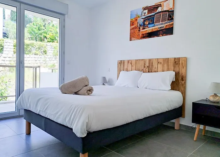 2b Near Vaugrenier Ac Terrace Sea View Swimming Pool Parking- Benakey Daire *